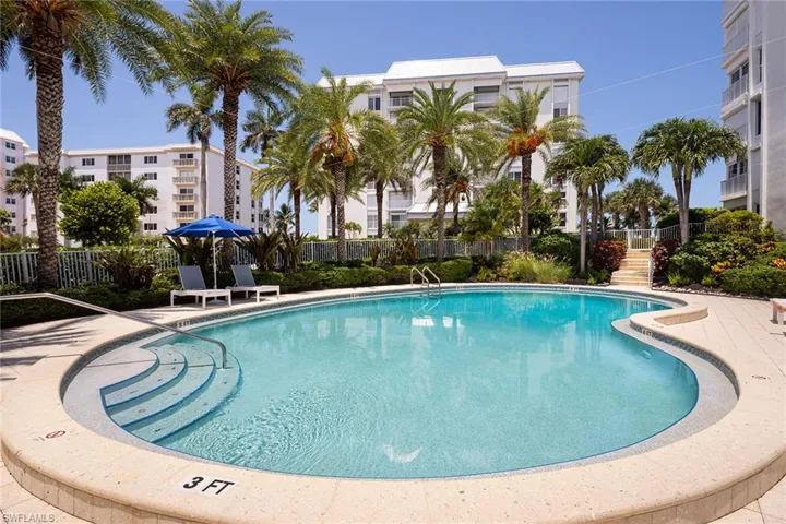 1285 Gulf Shore Blvd N 3b, Naples, Florida 34102