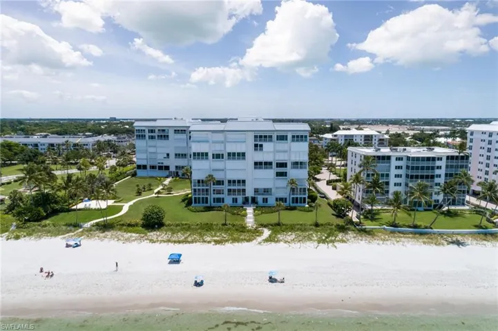 1285 Gulf Shore Blvd N 3b, Naples, Florida 34102