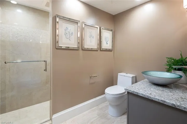 1285 Gulf Shore Blvd N 3b, Naples, Florida 34102