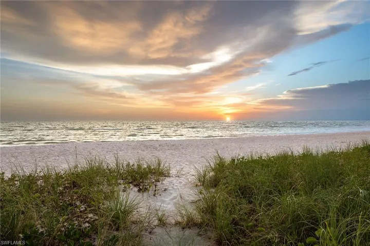 1285 Gulf Shore Blvd N 3b, Naples, Florida 34102