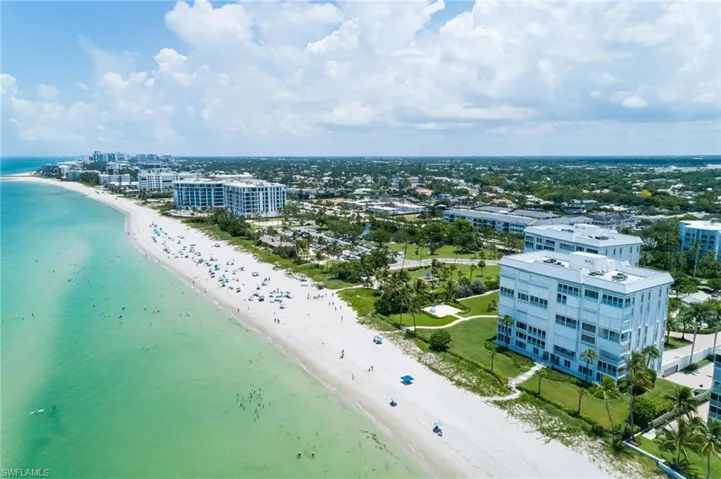1285 Gulf Shore Blvd N 3b, Naples, Florida 34102