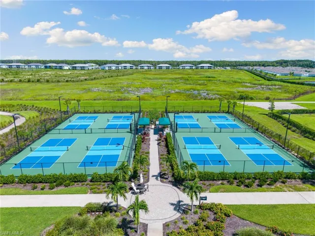 17489 Aquila Ct, Fort Myers, Florida 33913