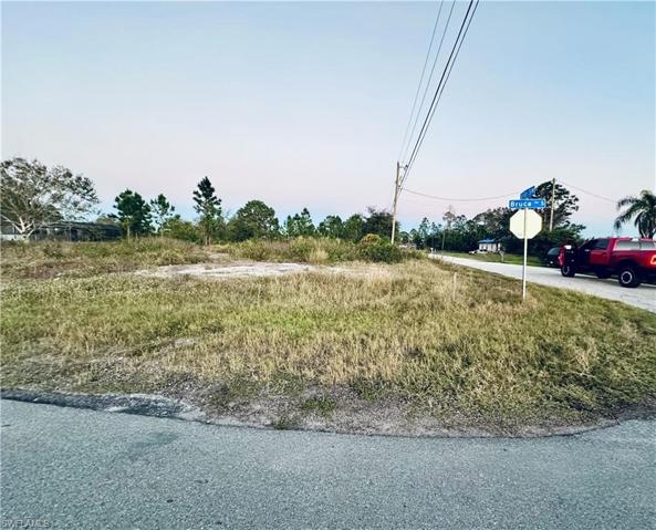 3818 10th ST SW, LEHIGH ACRES FL 33976