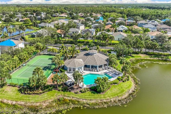 8877 Fawn Ridge DR, FORT MYERS FL 33912