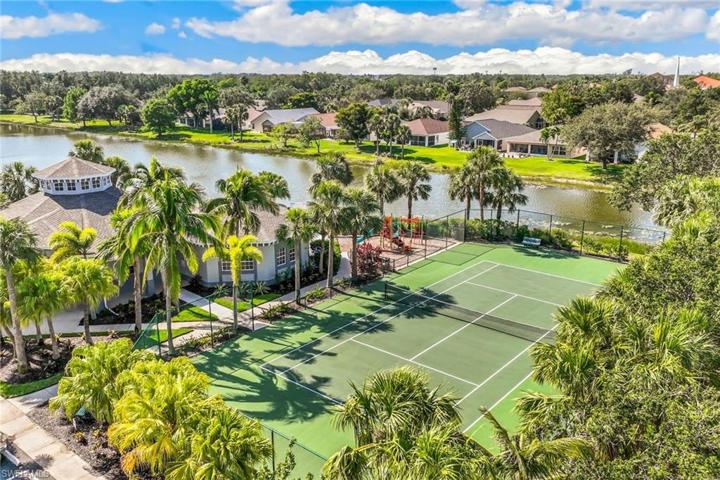 8877 Fawn Ridge DR, FORT MYERS FL 33912