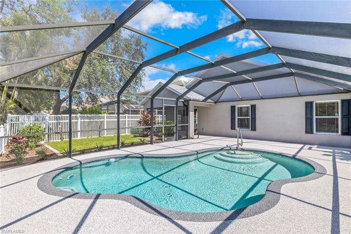 8877 Fawn Ridge DR, FORT MYERS FL 33912