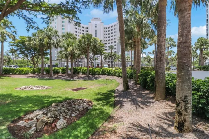 315  Dunes  BLVD, Naples, FL 34110