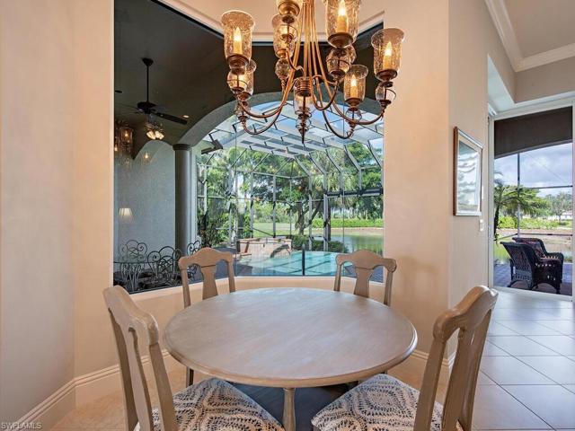 Breakfast nook
