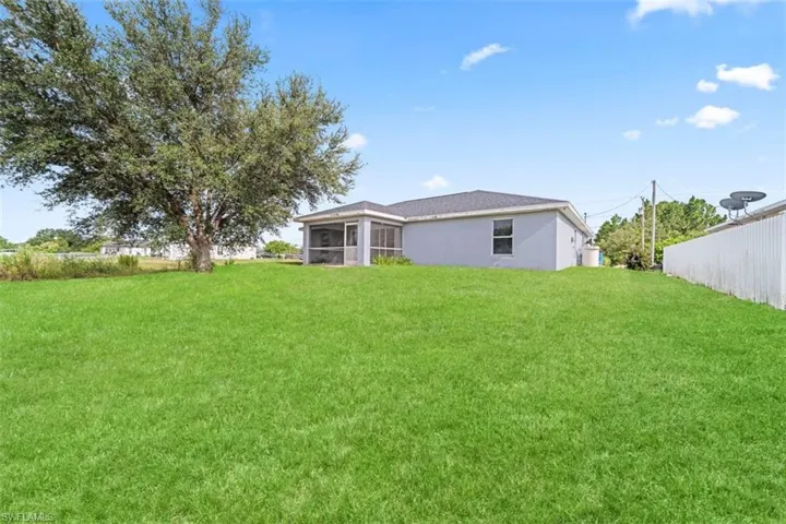4004 17th St Sw, Lehigh Acres, Florida 33976