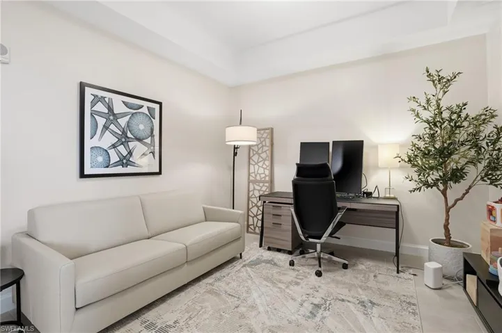 Office with baseboards