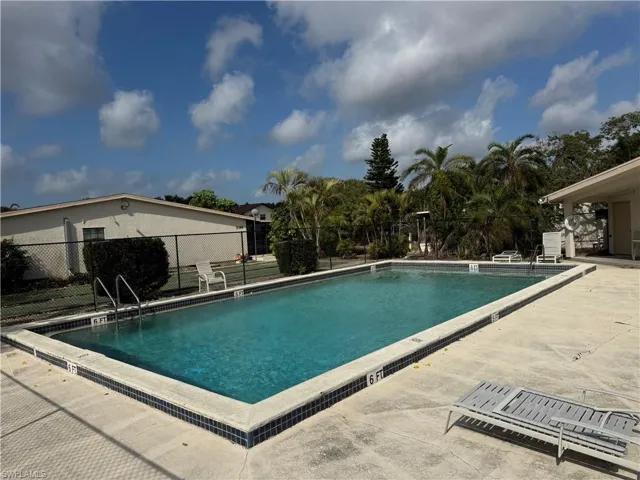 5344 Treetops Dr # 2, Naples Fl 34113
