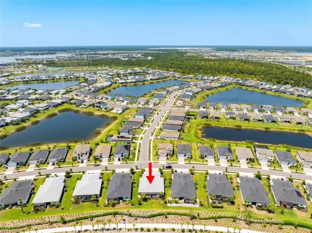 17829  Woodland  CT, Babcock Ranch, FL 33982