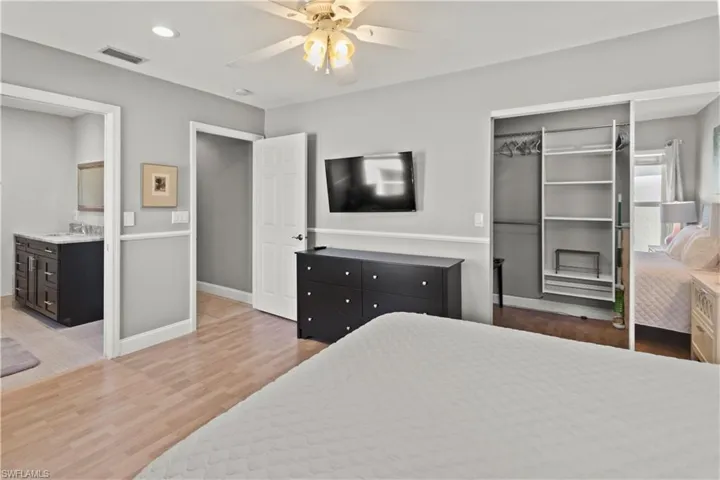 6835 Huntington Lakes CIR # 201, NAPLES FL 34119