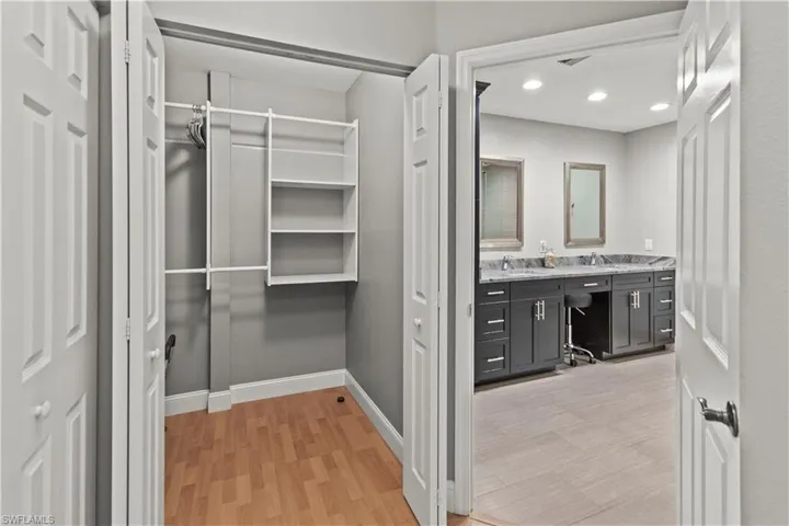 6835 Huntington Lakes CIR # 201, NAPLES FL 34119