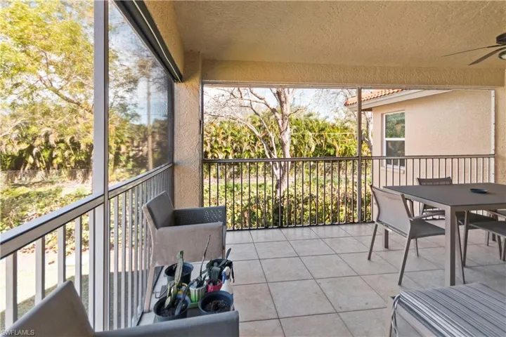 6835 Huntington Lakes CIR # 201, NAPLES FL 34119