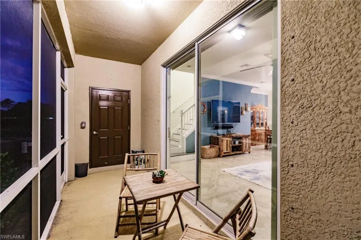 2640  Blossom  WAY, Naples, FL 34120