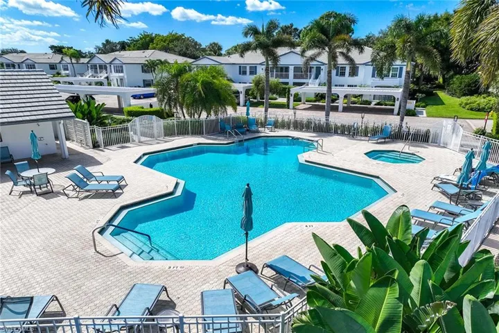 886 SW Tanbark  DR, Naples, FL 34108