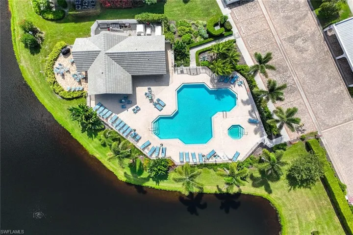 886 SW Tanbark  DR, Naples, FL 34108