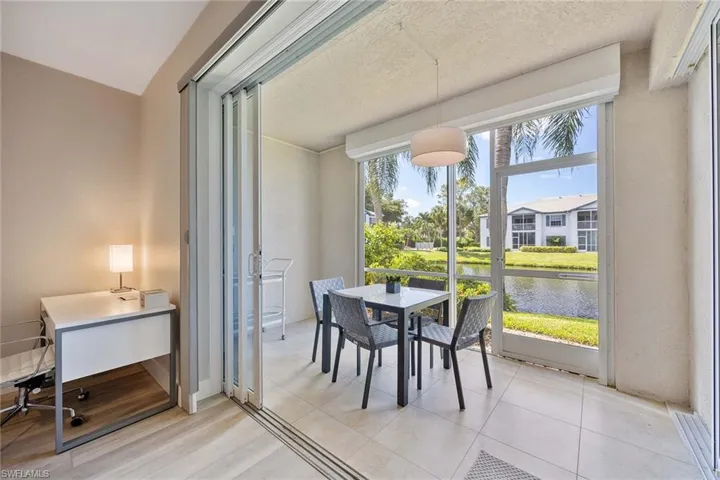 886 SW Tanbark  DR, Naples, FL 34108