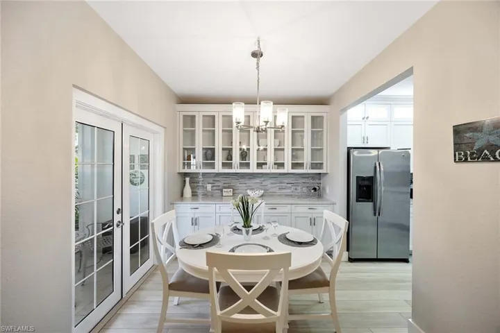 886 SW Tanbark  DR, Naples, FL 34108
