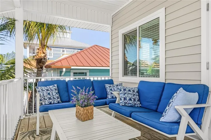 246 Delmar Ave, Fort Myers Beach, Florida 33931