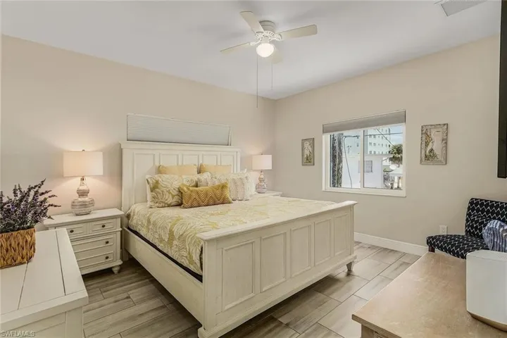 246 Delmar Ave, Fort Myers Beach, Florida 33931