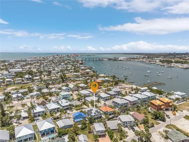 246 Delmar Ave, Fort Myers Beach, Florida 33931