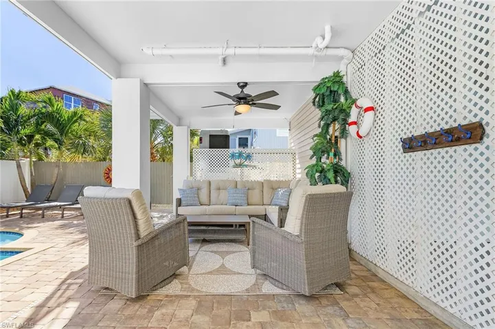 246 Delmar Ave, Fort Myers Beach, Florida 33931