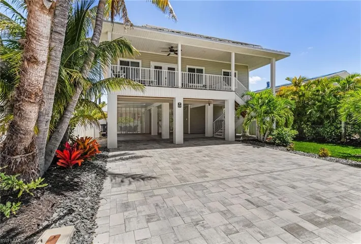 246 Delmar Ave, Fort Myers Beach, Florida 33931