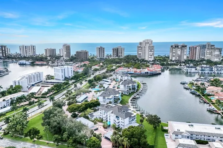 Gulf and Bay .....water everywhere