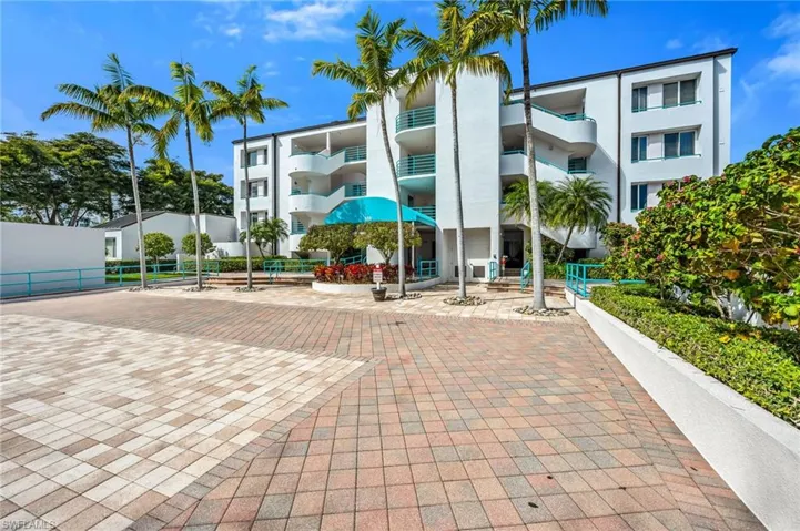 355 Park Shore Dr # 134, Naples, Florida 34103