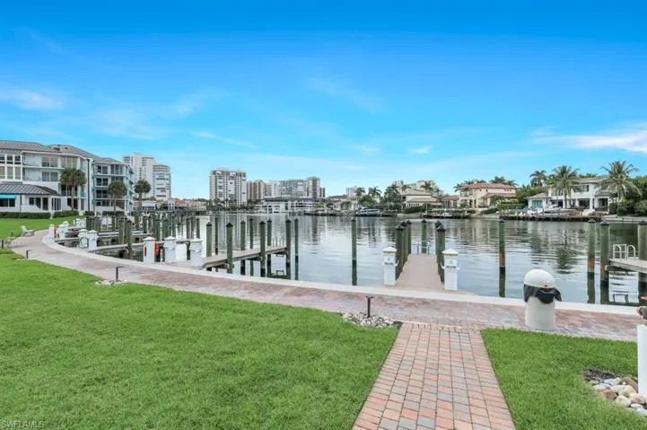 355 Park Shore Dr # 134, Naples, Florida 34103