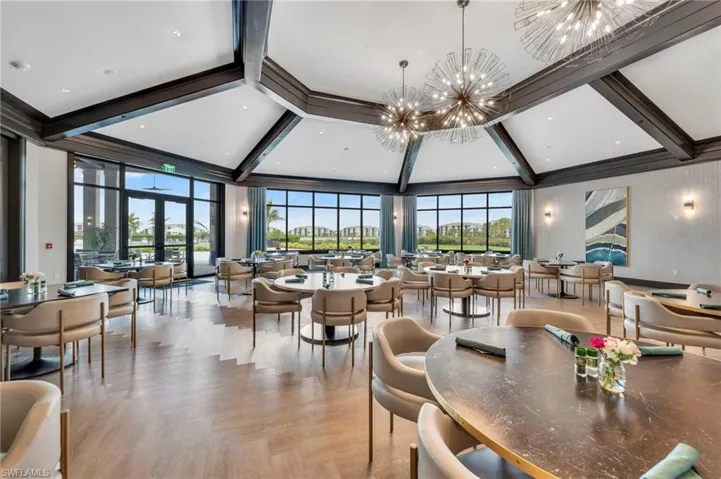 Indoor Clubhouse Dining