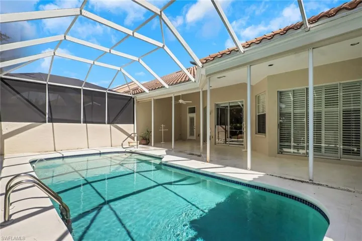 4872 Boulevard Ct, Naples, Florida 34103