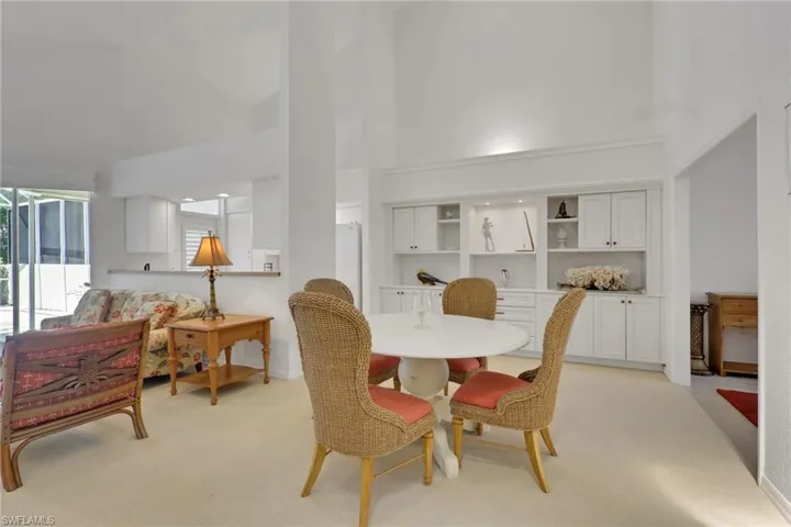 4872 Boulevard Ct, Naples, Florida 34103