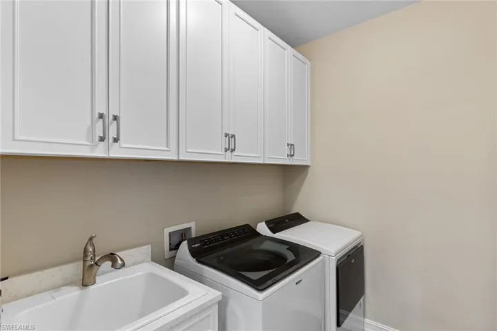 28000  Captiva Shell  LOOP, Bonita Springs, FL 34135