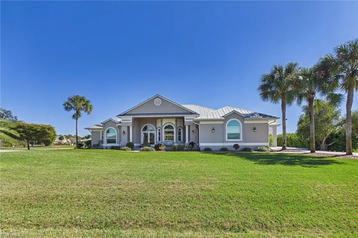 18220 Riverchase Ct, Alva, Florida 33920