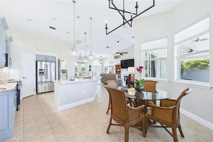 18220 Riverchase Ct, Alva, Florida 33920
