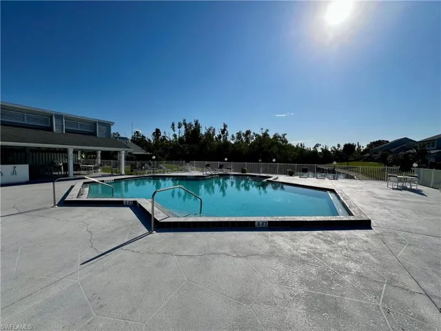 6054  Timberwood  CIR, Fort Myers, FL 33908