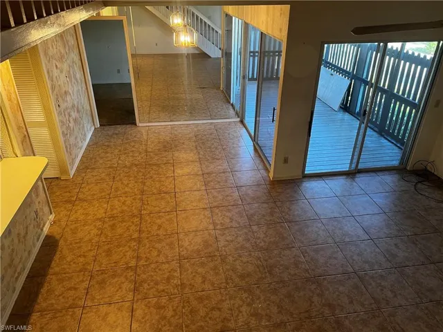 6054  Timberwood  CIR, Fort Myers, FL 33908