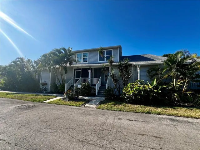 6054  Timberwood  CIR, Fort Myers, FL 33908