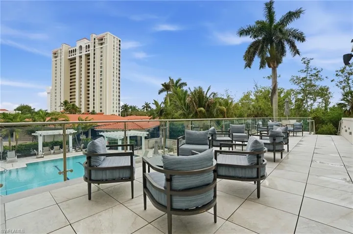 St. Kitts has seating at various levels poolside