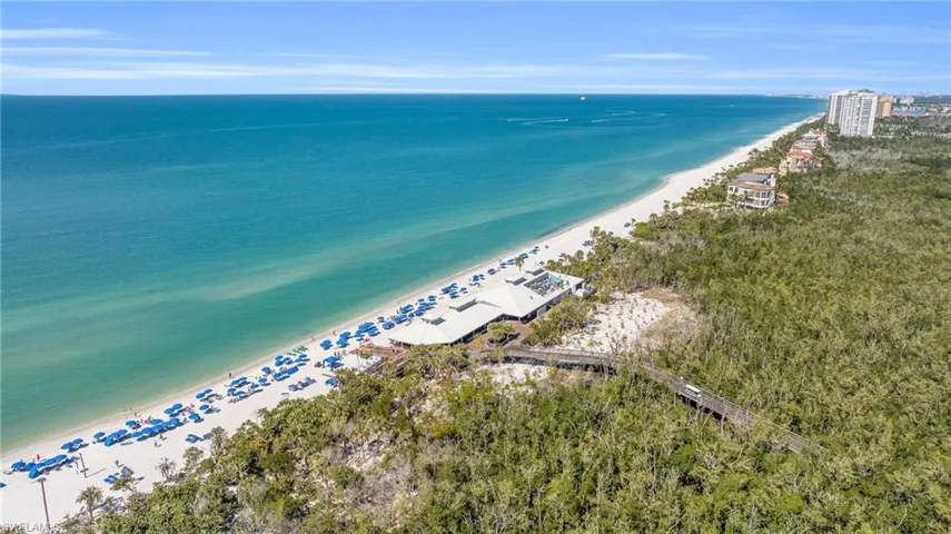 2.5 miles of pristine beaches