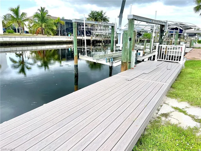 Composite Dock and Lift