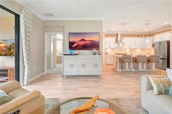 Living room with crown molding