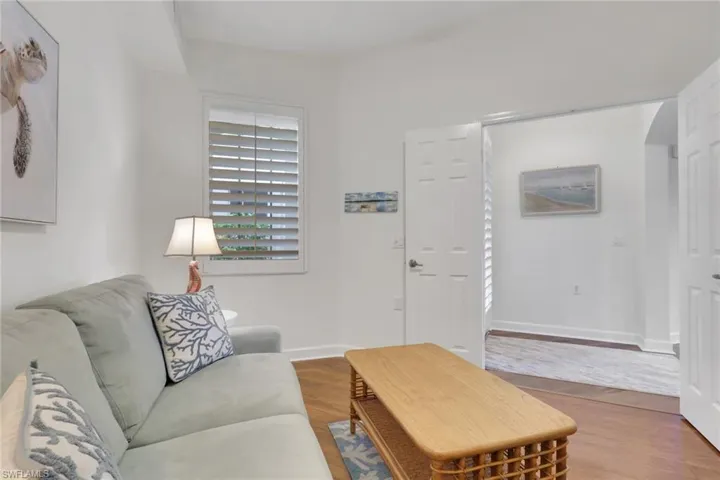 3048 Horizon Ln 1103, Naples, Florida 34109