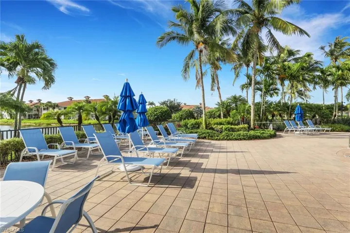 3048 Horizon Ln 1103, Naples, Florida 34109