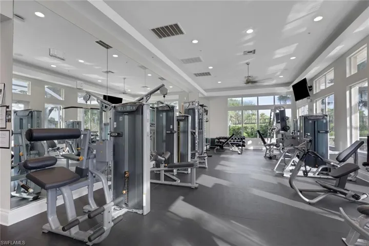 3048 Horizon Ln 1103, Naples, Florida 34109