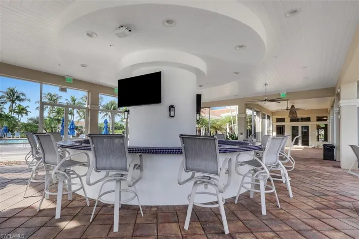 3048 Horizon Ln 1103, Naples, Florida 34109