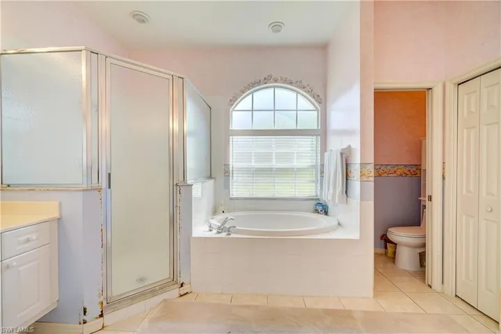 11142 Lakeland Cir, Fort Myers Fl 33913